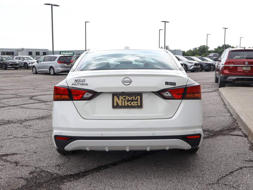 2025 Nissan Altima SV FWD