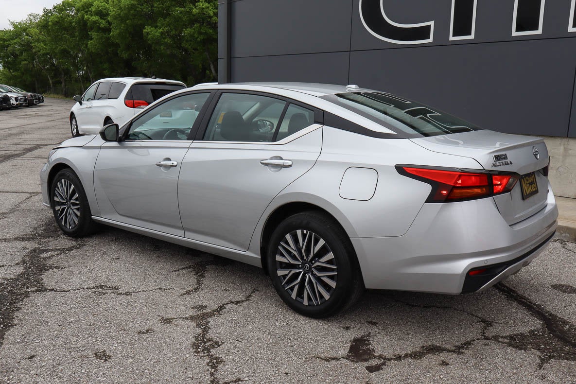 2025 Nissan Altima SV AWD