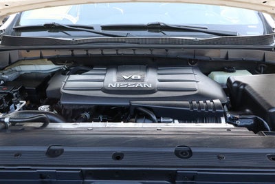 2017 Nissan Titan 4x4 Crew Cab SL