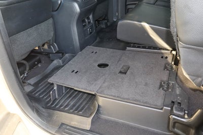 2017 Nissan Titan 4x4 Crew Cab SL