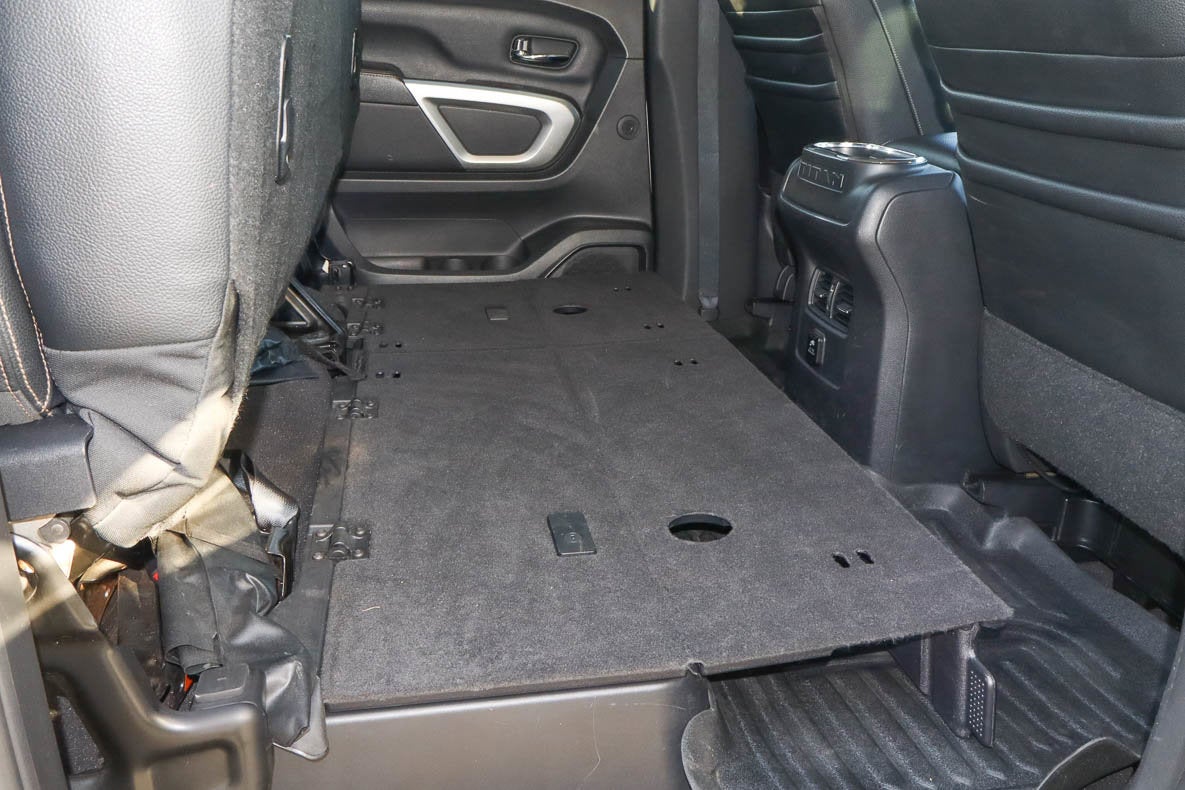 2017 Nissan Titan 4x4 Crew Cab SL