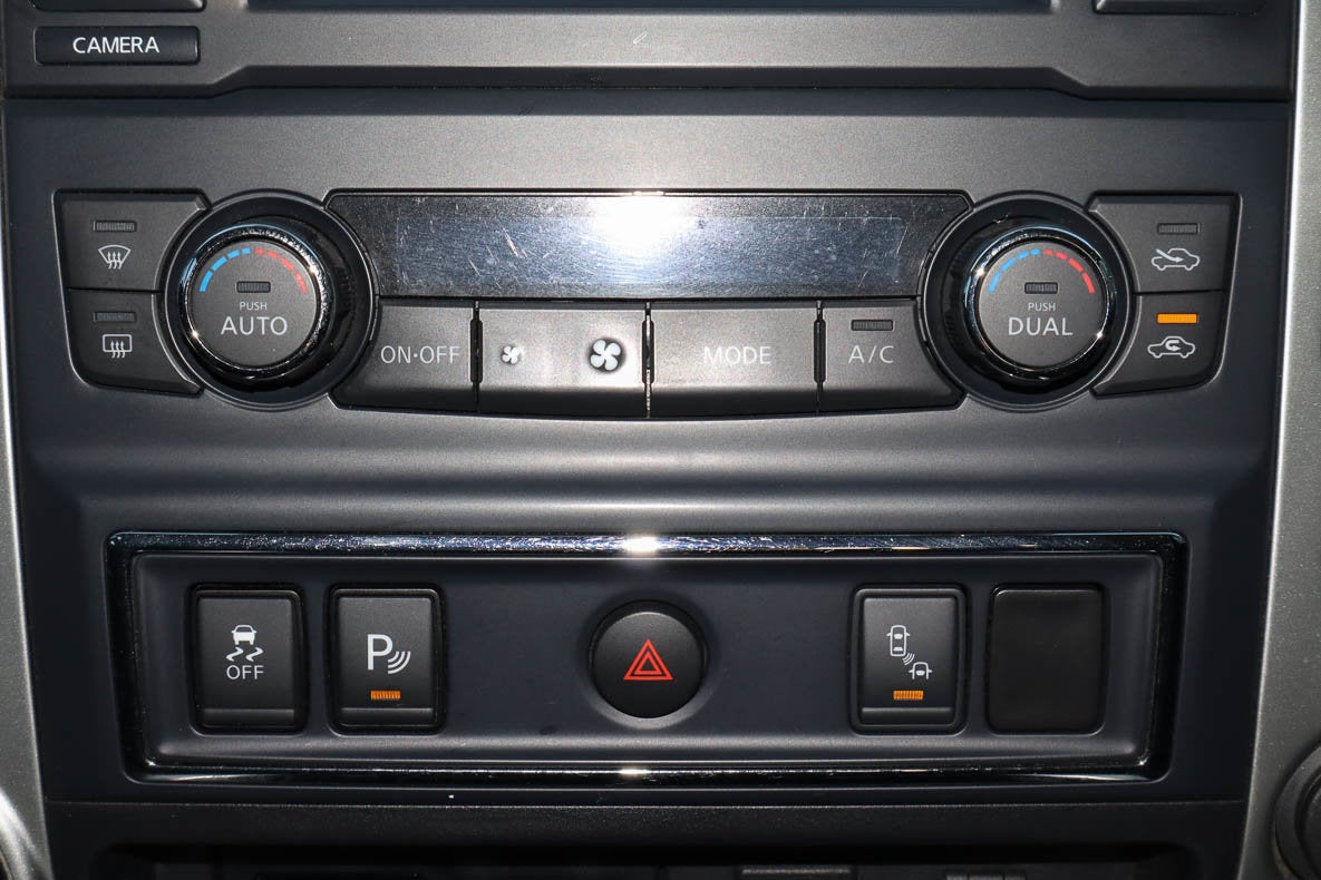 2017 Nissan Titan 4x4 Crew Cab SL