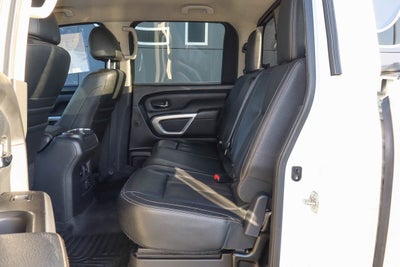 2017 Nissan Titan 4x4 Crew Cab SL