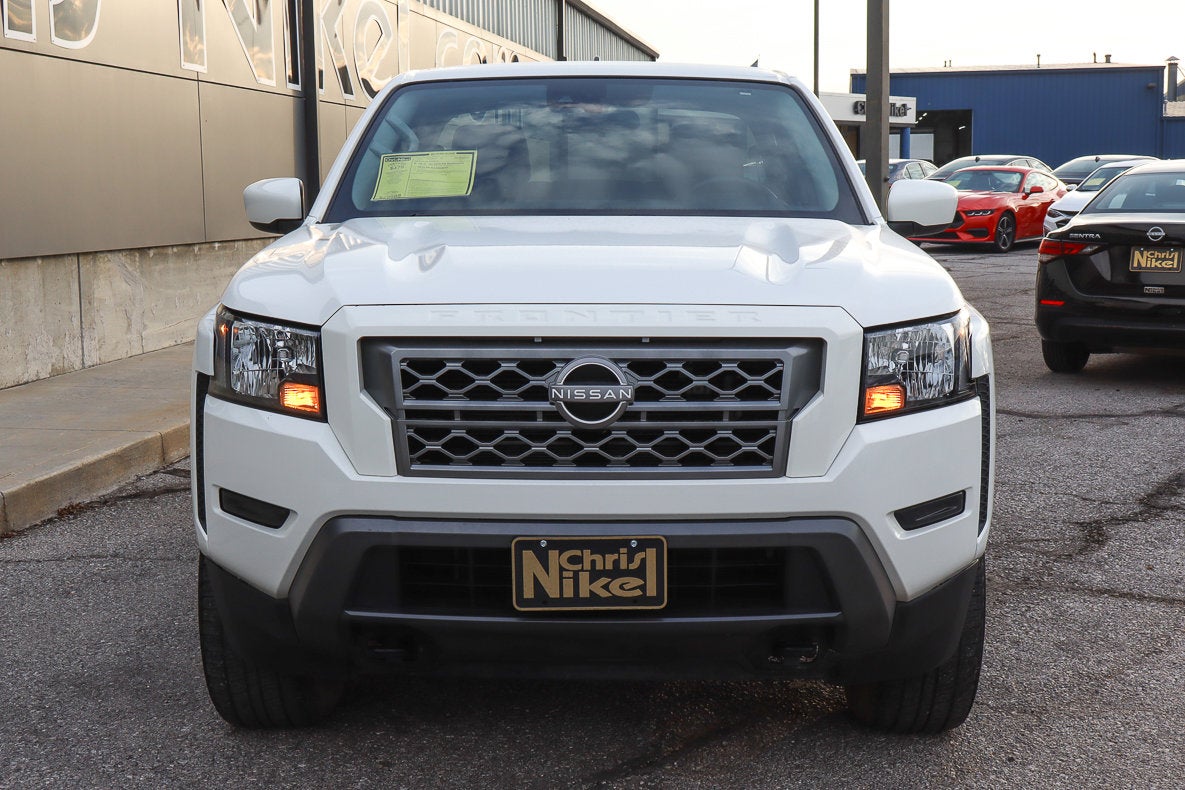 2022 Nissan Frontier SV