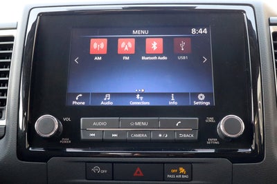 2024 Nissan Frontier SV