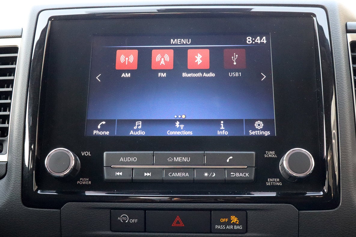 2024 Nissan Frontier SV