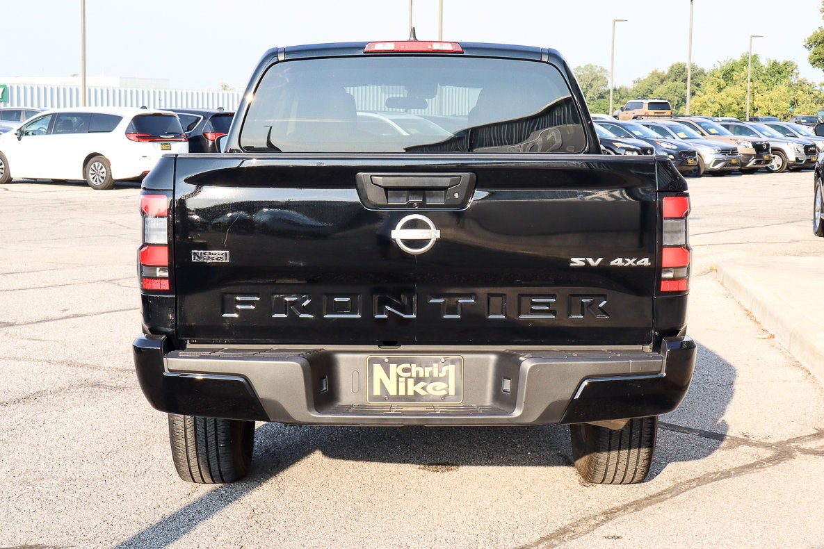 2024 Nissan Frontier SV