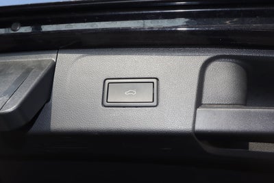 2024 Volkswagen Atlas 2.0T SE w/Technology 4MOTION