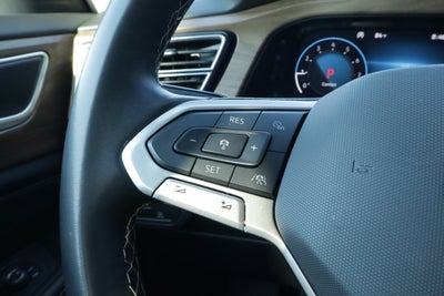 2024 Volkswagen Atlas 2.0T SE w/Technology 4MOTION