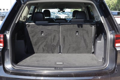 2025 Volkswagen Atlas 2.0T SE w/Technology FWD