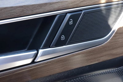 2025 Volkswagen Atlas 2.0T SE w/Technology FWD