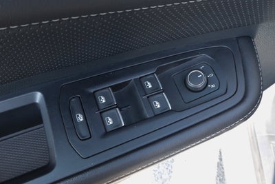 2025 Volkswagen Atlas 2.0T SE w/Technology FWD