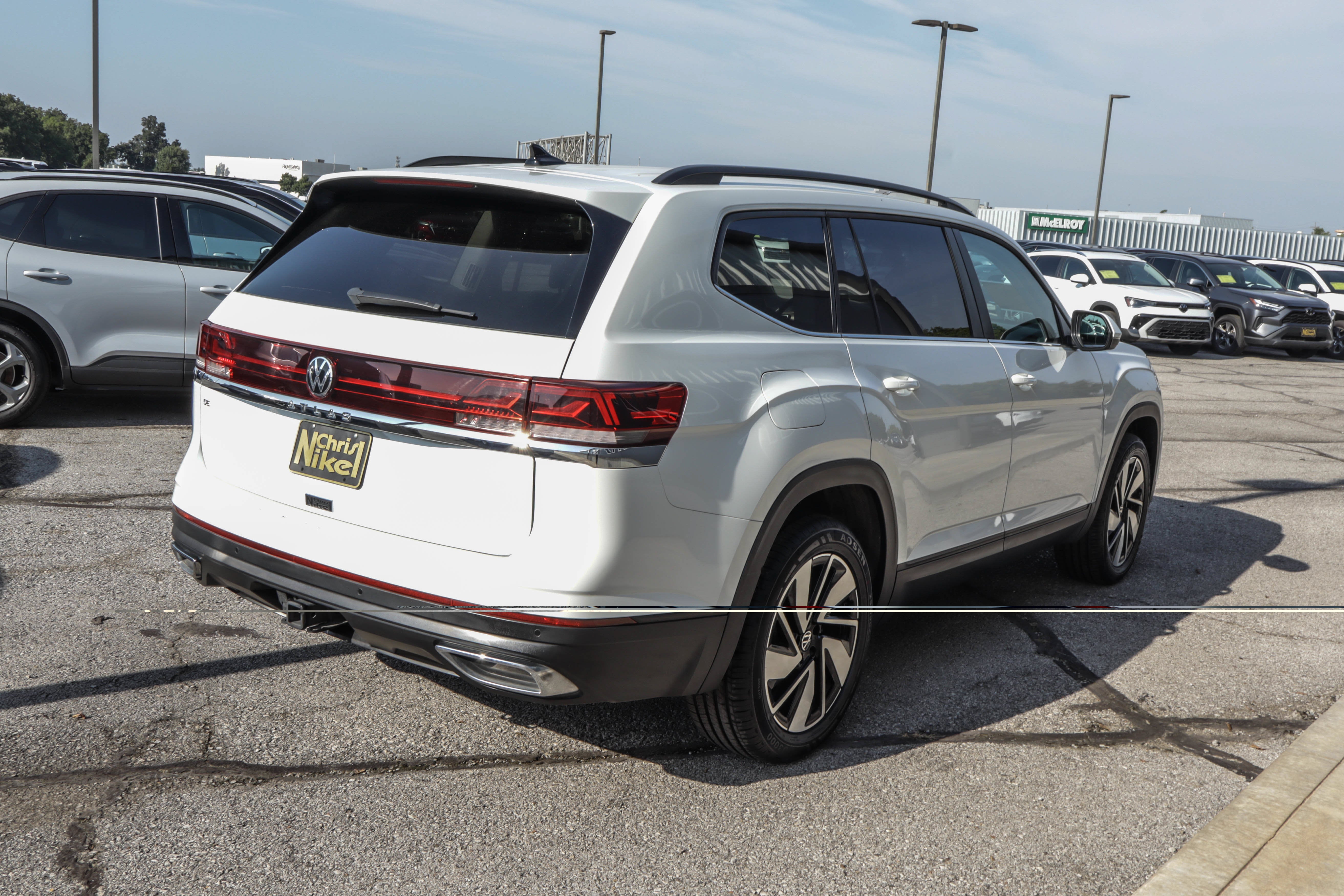2025 Volkswagen Atlas 2.0T SE w/Technology FWD