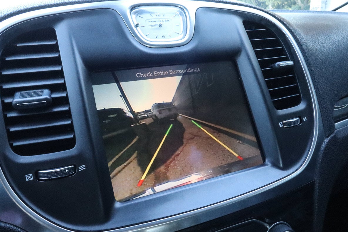 2016 Chrysler 300 4dr Sdn Anniversary Edition RWD