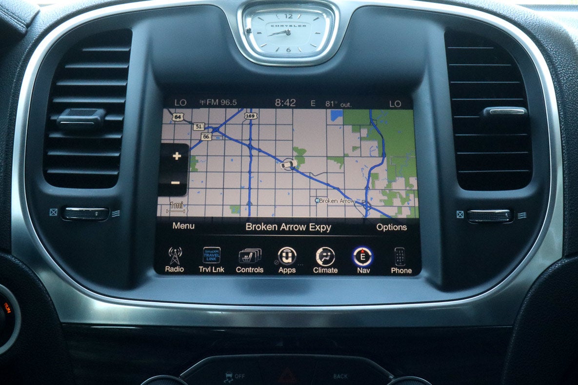 2016 Chrysler 300 4dr Sdn Anniversary Edition RWD