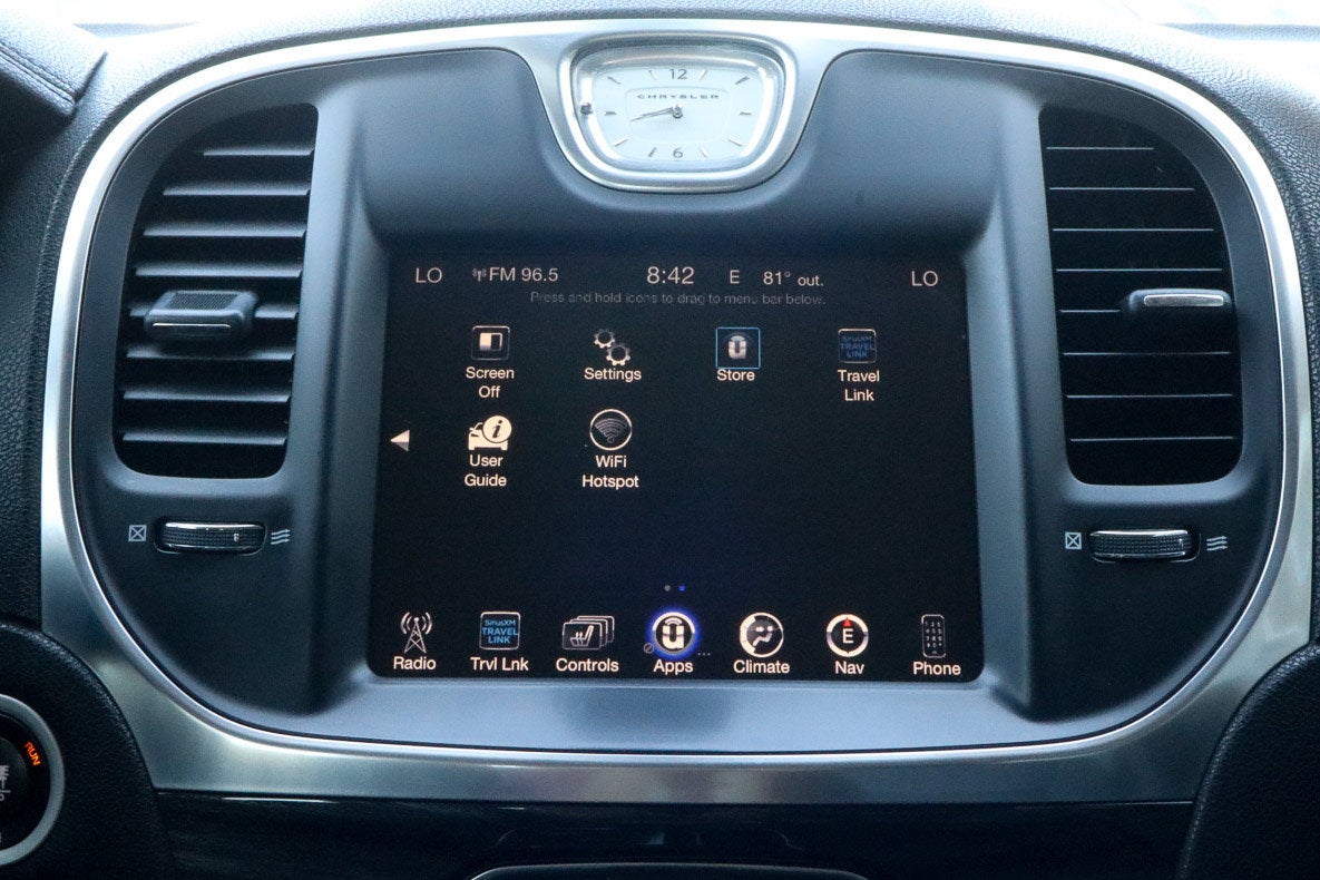 2016 Chrysler 300 4dr Sdn Anniversary Edition RWD