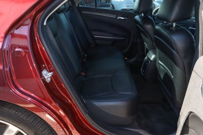 2016 Chrysler 300 4dr Sdn Anniversary Edition RWD