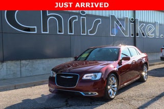 2016 Chrysler 300 4dr Sdn Anniversary Edition RWD