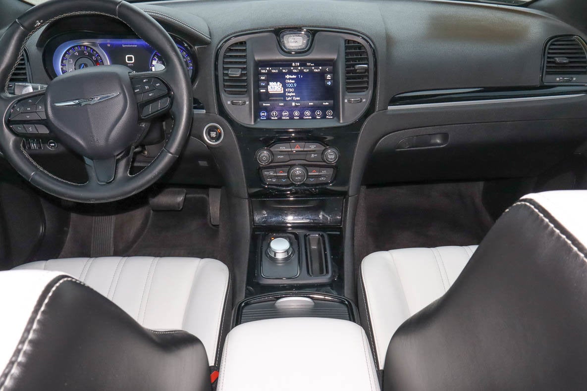 2019 Chrysler 300 300S RWD