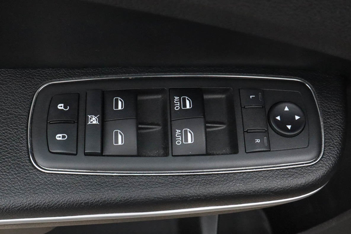 2019 Chrysler 300 300S RWD