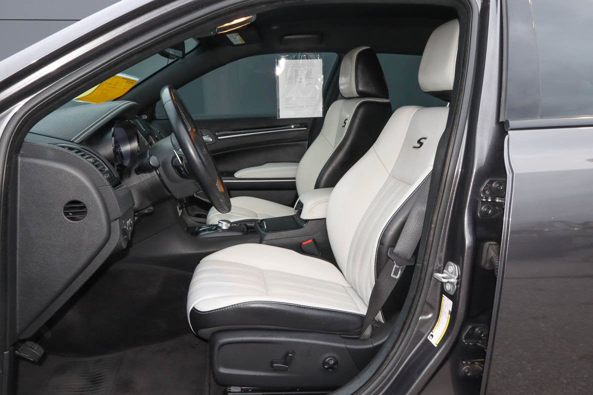 2019 Chrysler 300 300S RWD