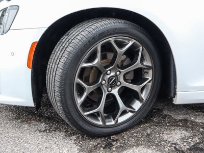 2018 Chrysler 300 300S RWD