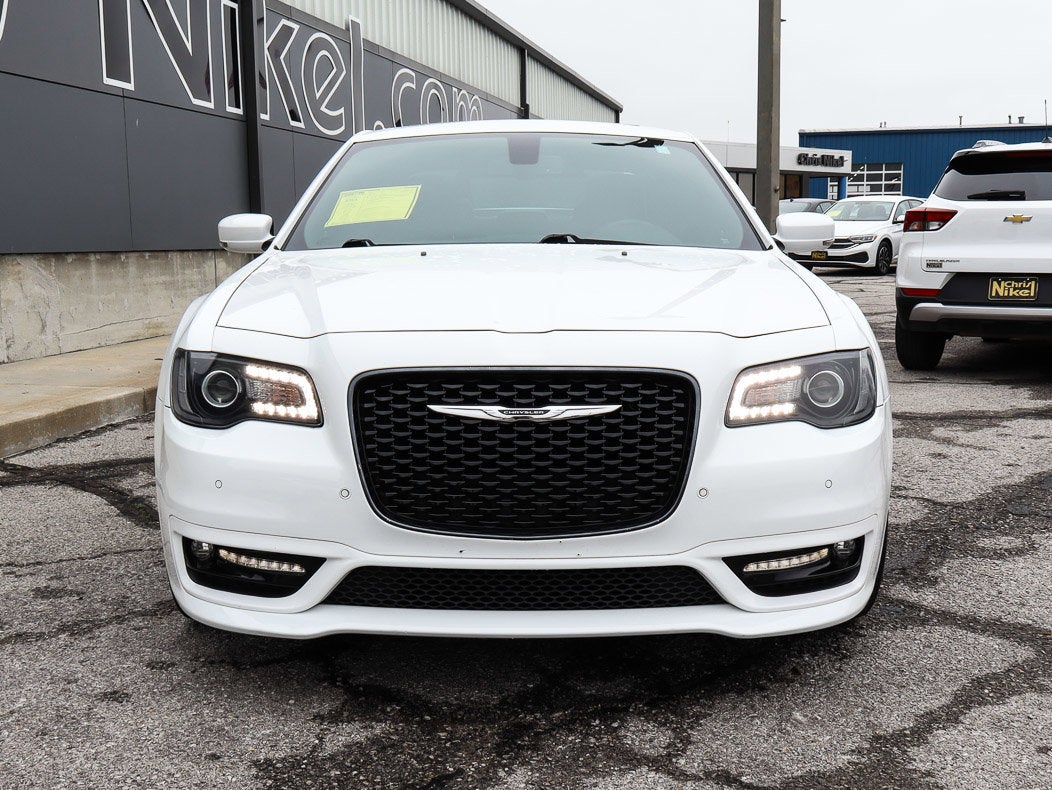 2018 Chrysler 300 300S RWD
