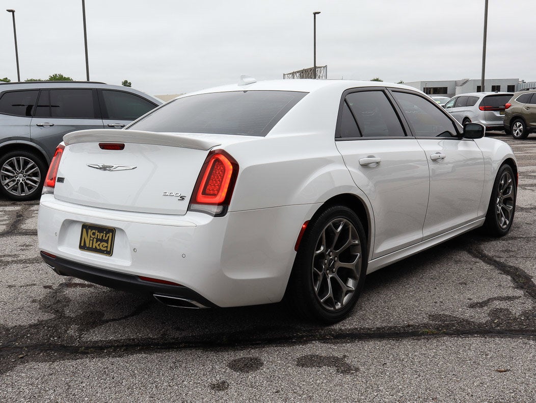 2018 Chrysler 300 300S RWD