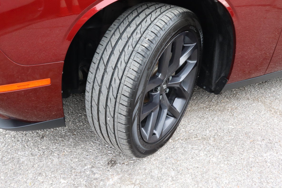 2021 Dodge Challenger SXT RWD