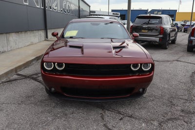 2021 Dodge Challenger SXT RWD