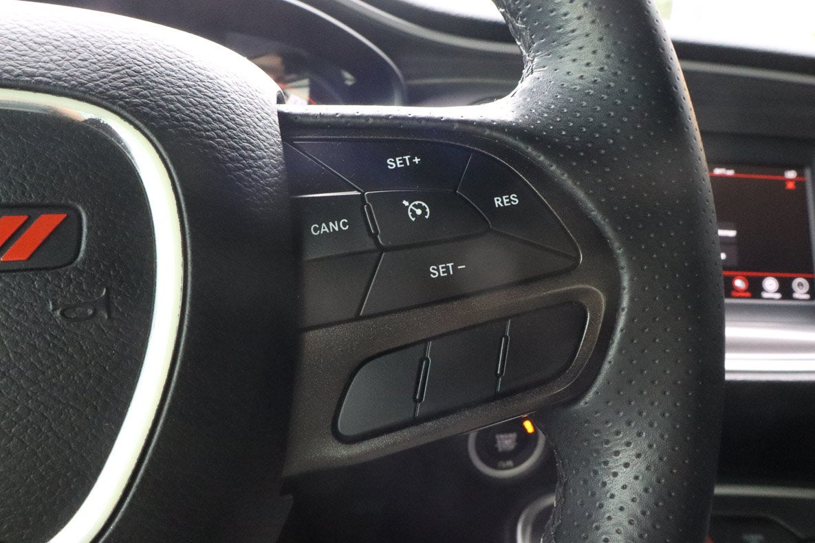 2021 Dodge Challenger SXT RWD