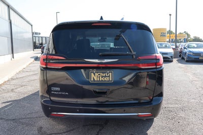 2023 Chrysler Pacifica Touring L FWD