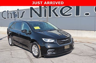 2023 Chrysler Pacifica Touring L FWD