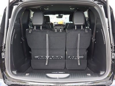2027 Chrysler Pacifica Select FWD