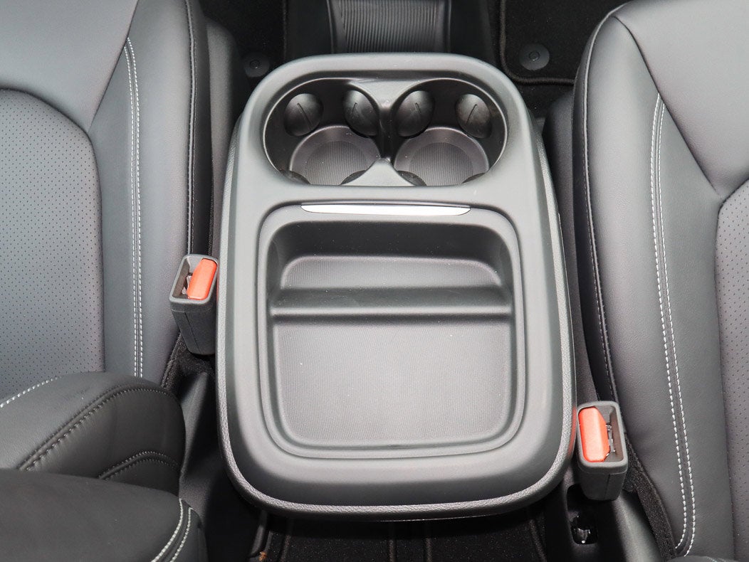2027 Chrysler Pacifica Select FWD