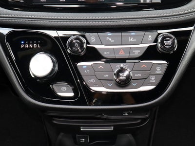 2027 Chrysler Pacifica Select FWD