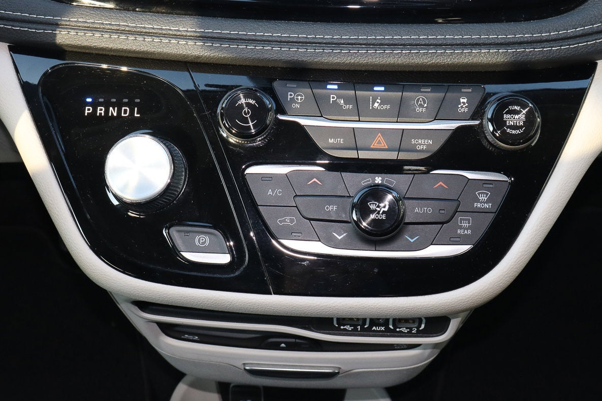 2022 Chrysler Pacifica Touring L