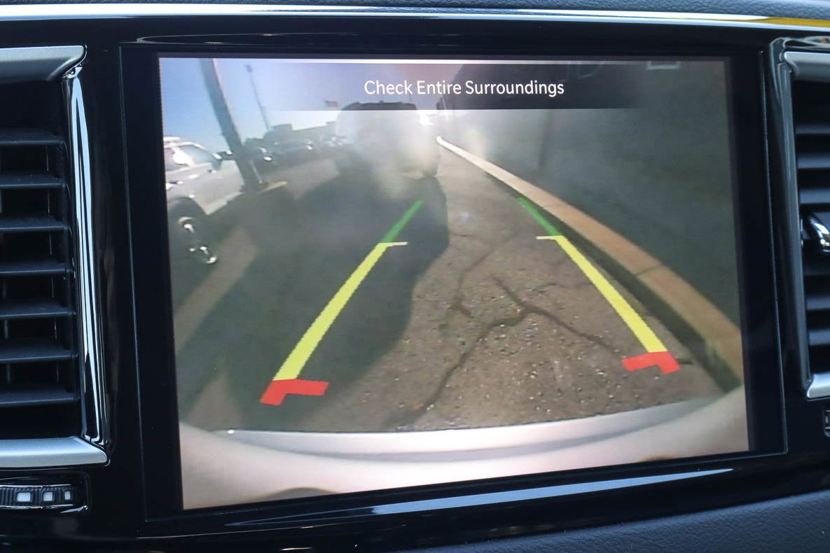 2023 Chrysler Pacifica Touring L FWD