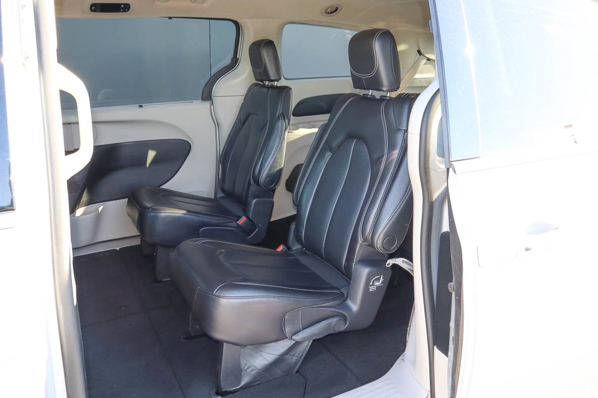 2023 Chrysler Pacifica Touring L FWD