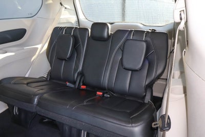 2023 Chrysler Pacifica Touring L FWD