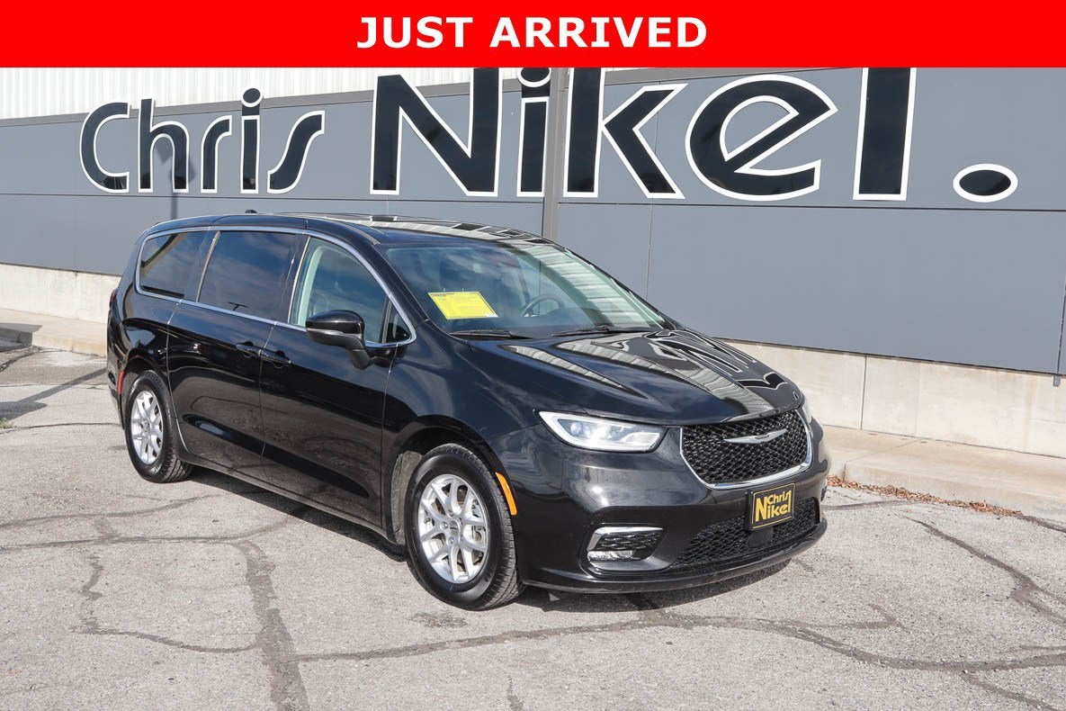 2023 Chrysler Pacifica Touring L FWD