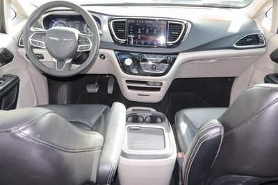 2023 Chrysler Pacifica Touring L FWD