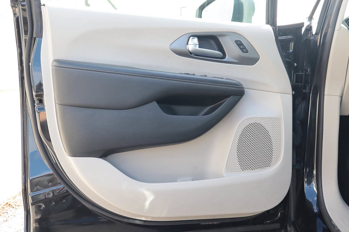2023 Chrysler Pacifica Touring L FWD