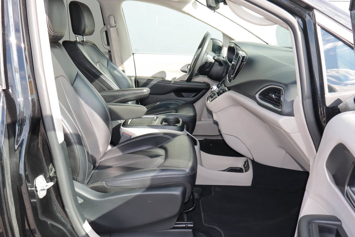 2023 Chrysler Pacifica Touring L FWD