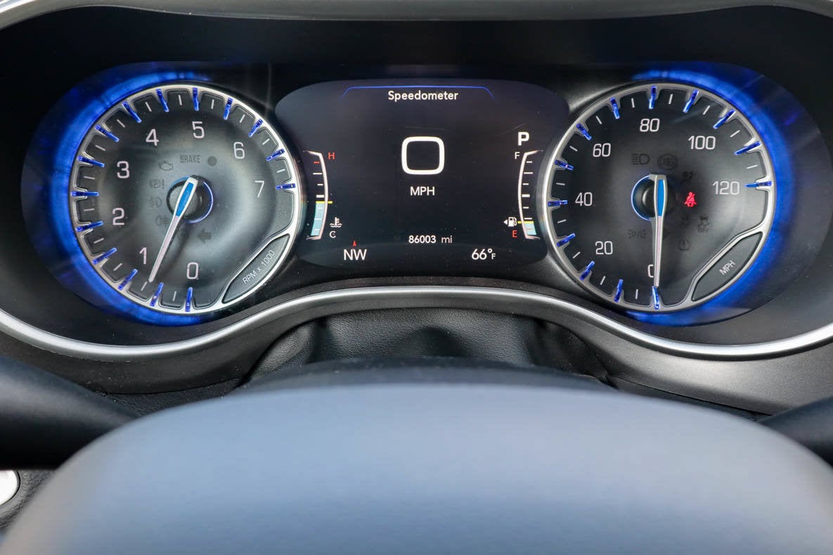 2023 Chrysler Pacifica Touring L FWD