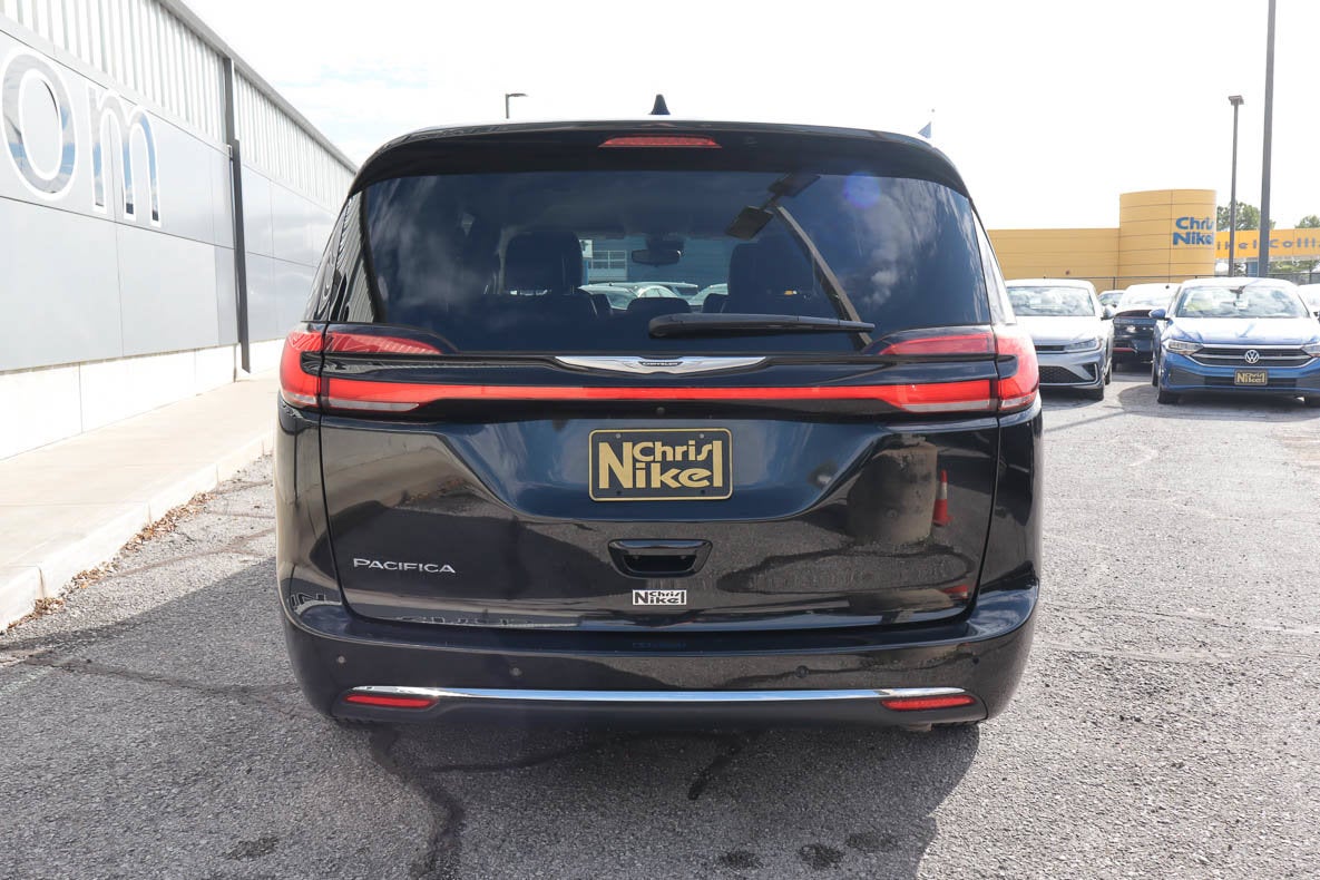 2023 Chrysler Pacifica Touring L FWD