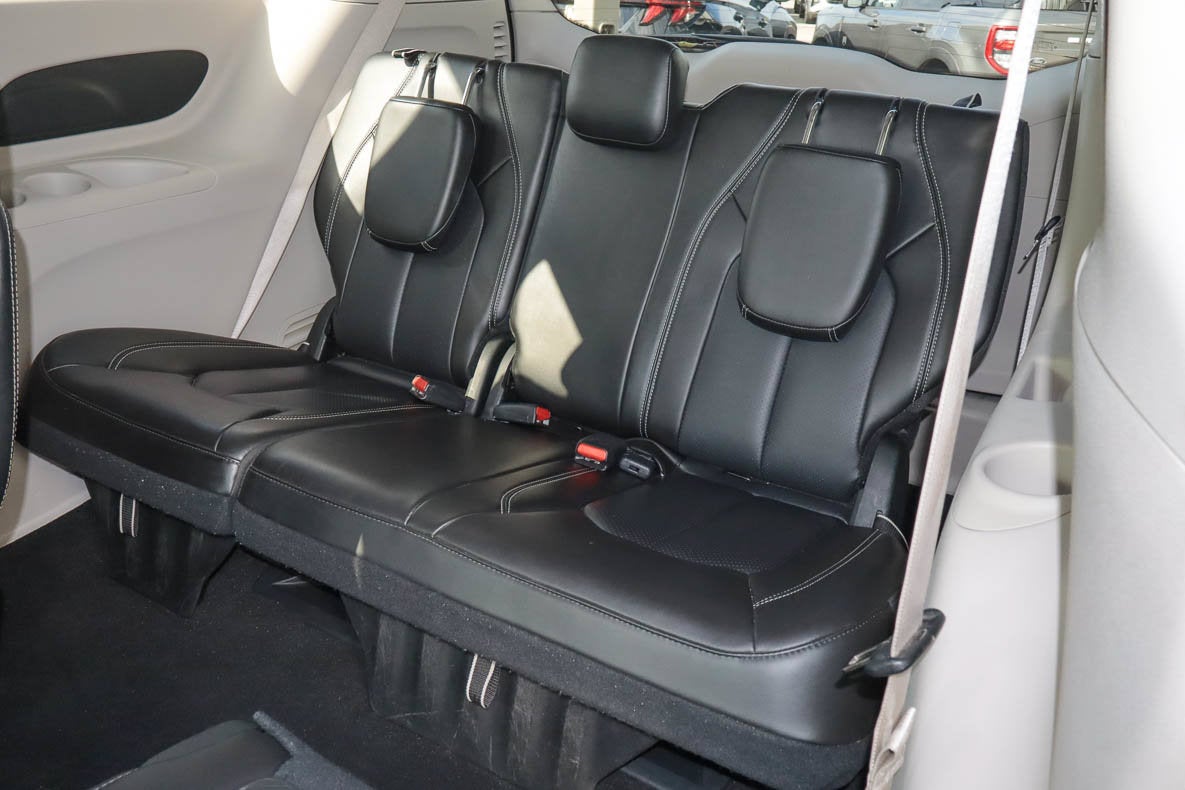 2023 Chrysler Pacifica Touring L FWD