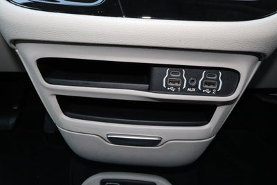 2023 Chrysler Pacifica Touring L FWD
