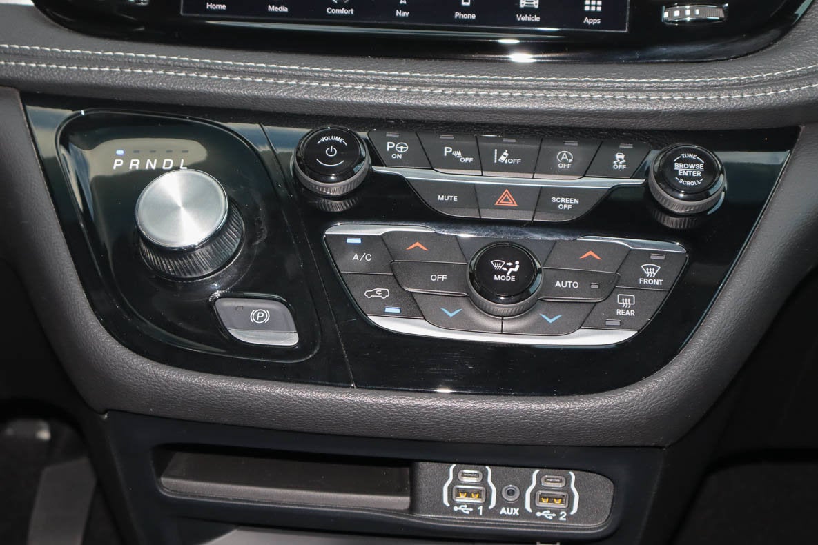 2023 Chrysler Pacifica Touring L FWD