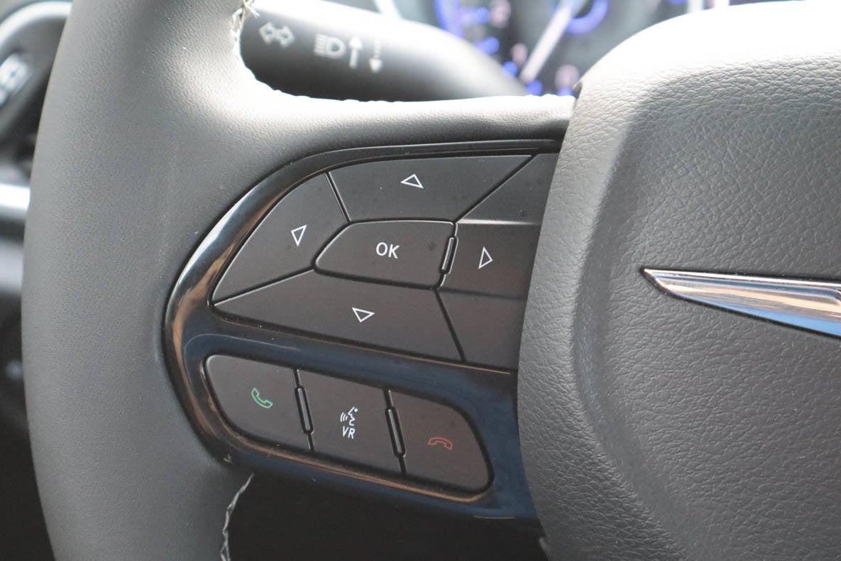 2023 Chrysler Pacifica Touring L FWD